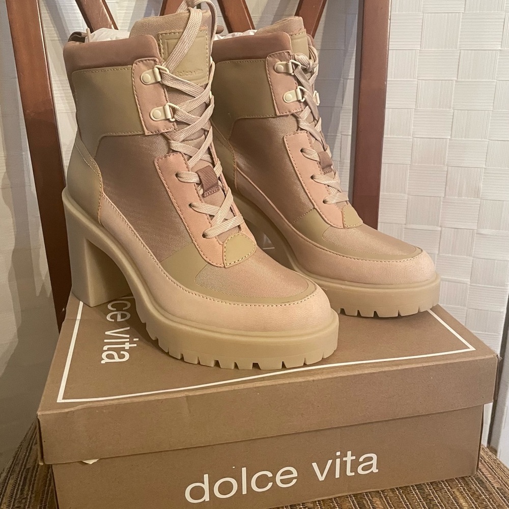 Dolce Vita Women's Beige Heeled Boots